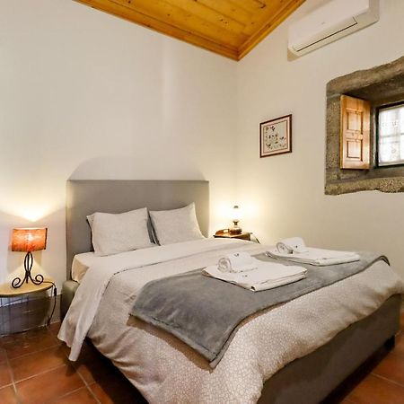 Casa Largo Do Porto - Country House With Swimming Pool Viana do Castelo Kültér fotó